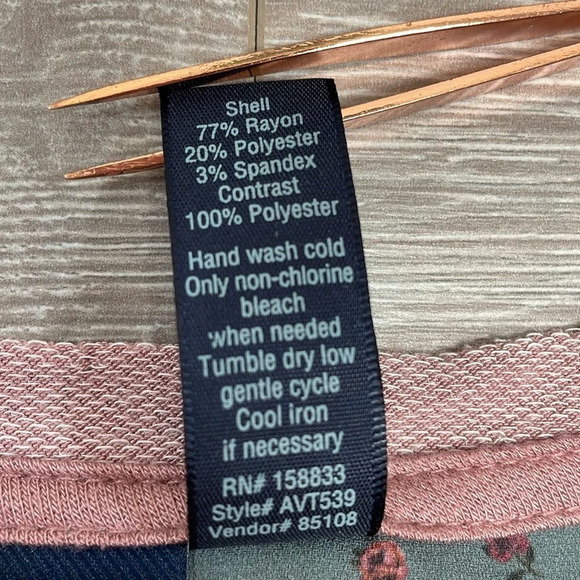 NWT Daytrip Raw Edge Oversized Ling Sleeve Top Boho XS - Picture 12 of 16